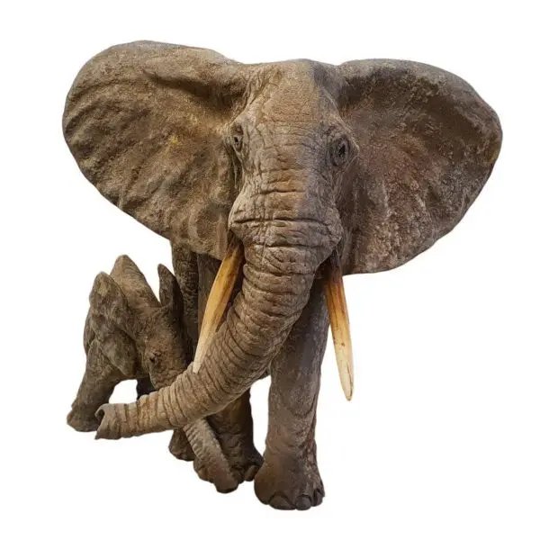 Elephant Sculpture Tokwe & Kumbura