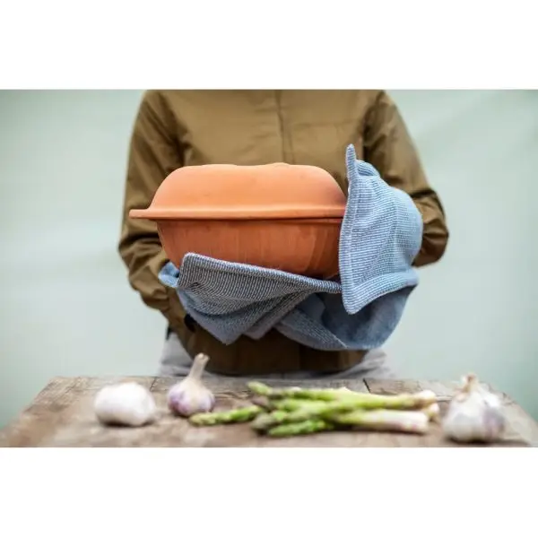 Izindlovu Fund The Organic Company Oven Glove